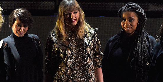 102.7 KIIS FM’s Jingle Ball