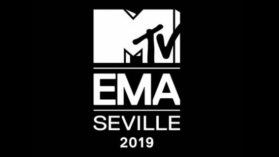 Taylor Wins Two MTV EMAs