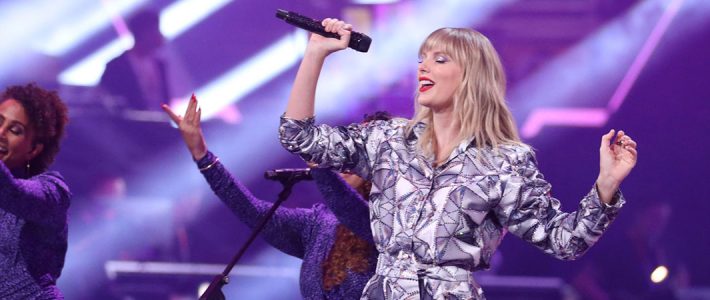 Taylor Performs at Alibaba’s 11.11 Global Shopping Festival