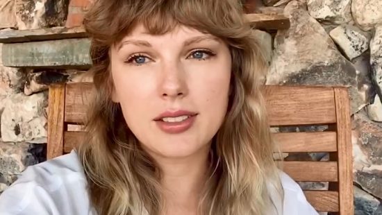 Taylor Wins ’10 Songs I Wish I’d Written’ Award