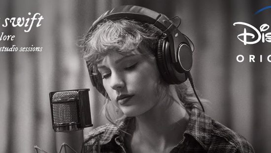 Taylor Honored at the 2021 Gracie Awards