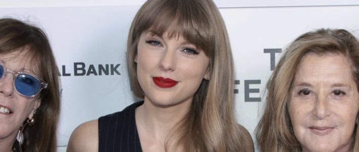 Taylor Attends The 2022 Tribeca Film Festival