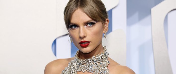 Taylor Attends The 2022 MTV Video Music Awards