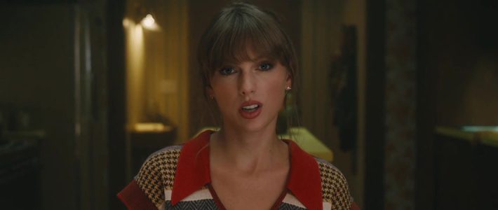 Taylor Releases ‘Anti-Hero’ Music Video